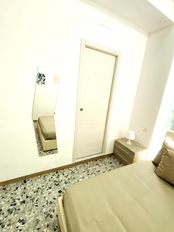 B&B Le Ali Del Sogno Pompeï Buitenkant foto
